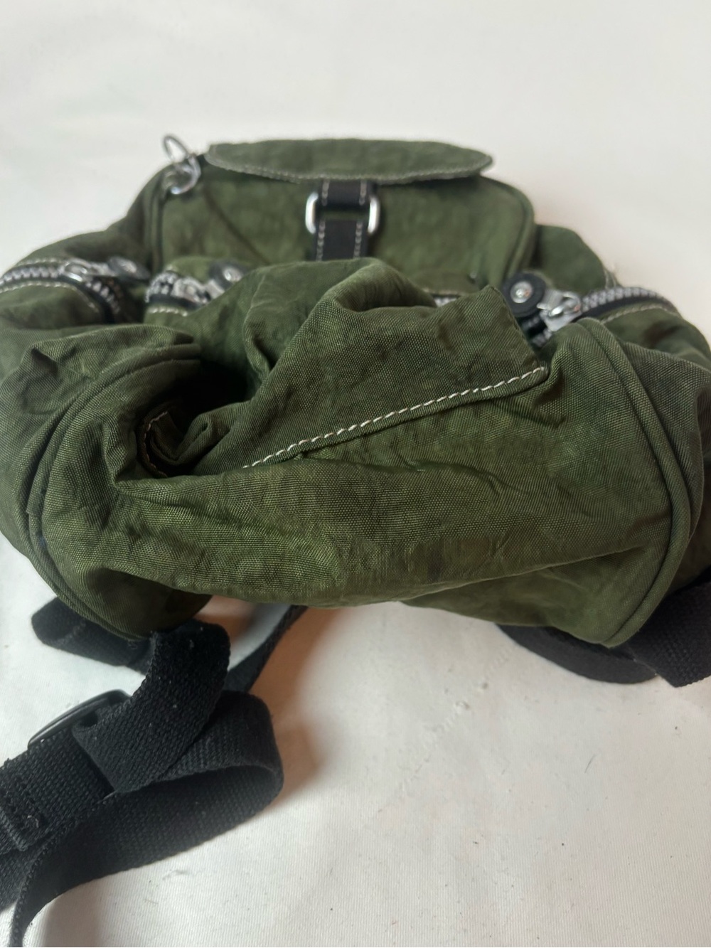 Kipling Private Transport Small Backpack Army Olive Green With Yellow Monkey - Picture 5 of 10
